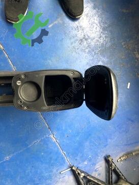 Opel Vectra Orta Konsol çıkma parça