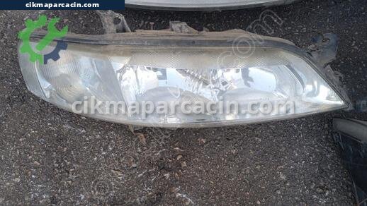 Opel Vectra Sağ Ön Far çıkma parça