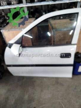 Opel Vectra Sol Ön Kapı çıkma parça