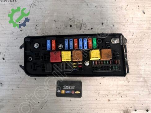Opel Vectra Sigorta Kutusu 460023260 çıkma parça