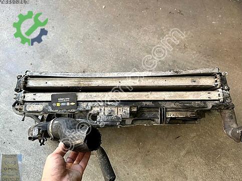 Opel Vectra Radyatör Traversi çıkma parça
