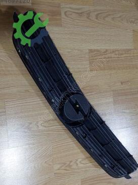 Opel Vectra Ön Panjur 13139871 çıkma parça