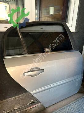 Opel Vectra Sağ Arka Kapı çıkma parça