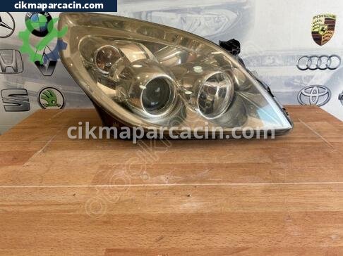 Opel Vectra Sağ Ön Far çıkma parça