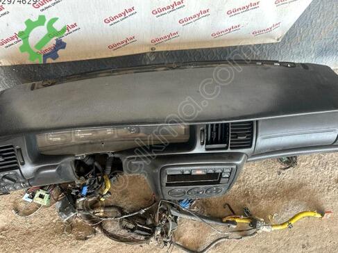 Opel Vectra Göğüs çıkma parça