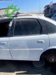 Opel vevtra b sol arka kapı çıkma