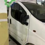 Opel vivaro sağ ön kapı hatasız beyaz