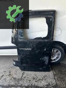 Opel vivaro  sol arka bagaj kapağı