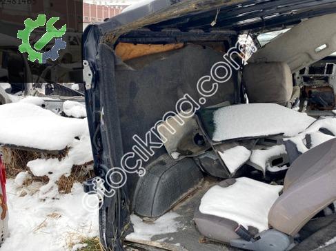 Opel Vivaro Yan Saç Çamurluk çıkma parça