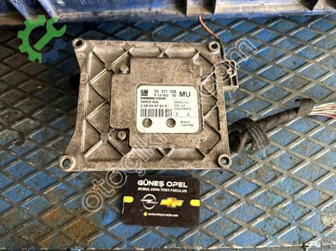 Opel Zafira Motor Beyni 55571588 çıkma parça