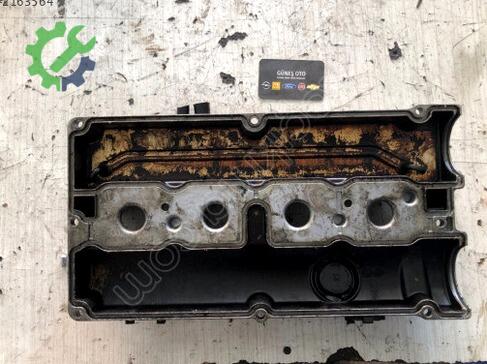 Opel Zafira Külbütör Kapağı 90536413 çıkma parça