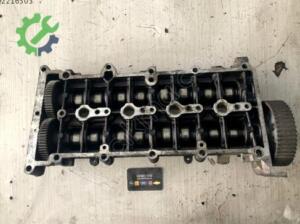 Opel Zafira Orijinal Çıkma Eksantrik Mili