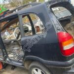 Opel zafira A kasa orjınal çıkma komple ara