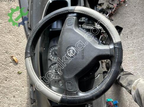 Opel Zafira Torpido çıkma parça