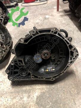 Opel Zafira Şanzıman Komple F17W419 çıkma parça