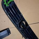 Opel Zafira 2000-2006 Orijinal Çıkma Ön Panjur 90580685