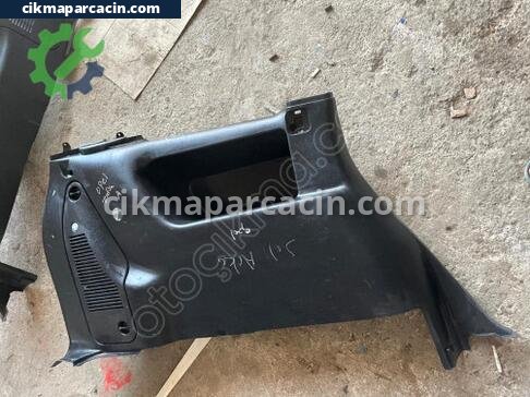Opel Zafira Sol Arka Bagaj çıkma parça