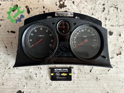 Opel Astra Gösterge çıkma parça