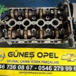 Opel Zafira Orijinal Çıkma Silindir Kapağı 55559340