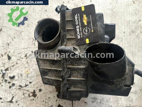 Opel Zafira Hava Filtresi Kutusu çıkma parça