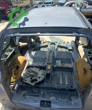 Opel Zafira Tavan çıkma parça