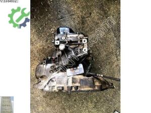 Şanzıman Komple Opel Vectra 1996 - 2023 Çıkma F17W429