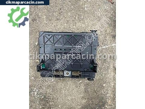 Peugeot 206 Sigorta Kutusu çıkma parça