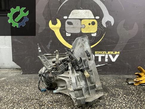 Renault Clio Şanzıman Komple çıkma parça