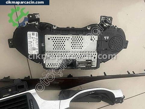 Audi A6 Gösterge Paneli çıkma parça