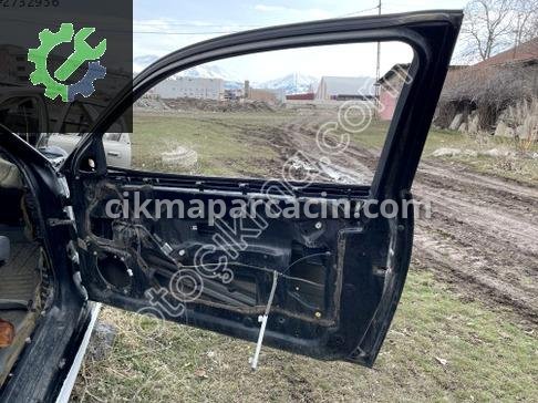 BMW 3 Serisi Sağ Ön Kapı çıkma parça
