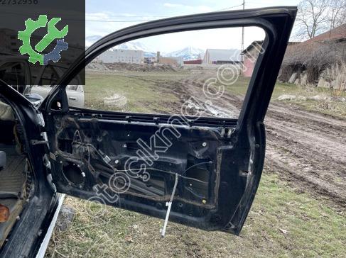 BMW 3 Serisi Sağ Ön Kapı çıkma parça