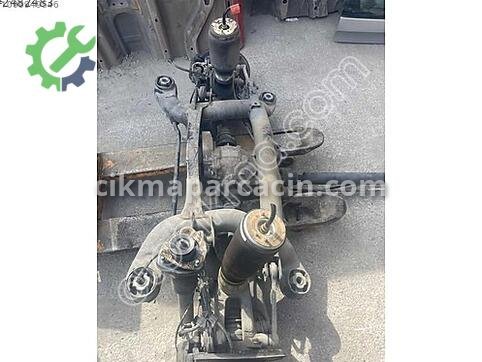 BMW X5 Arka Dingil çıkma parça