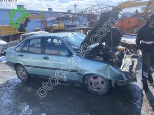 Orijinal Çıkma Fiat Tempra Sağ Ön Kapı Parçası