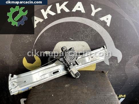 Fiat Egea Sol Arka Cam Krikosu çıkma parça