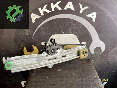 Fiat Egea Sol Arka Cam Krikosu çıkma parça