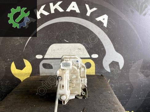 Fiat Egea Sol Arka Kapı Kilidi çıkma parça