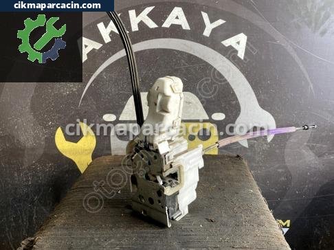 Fiat Egea Sol Ön Kapı Kilidi çıkma parça
