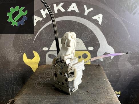 Fiat Egea Sol Ön Kapı Kilidi çıkma parça