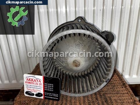 Hyundai Accent Kalorifer Motoru çıkma parça
