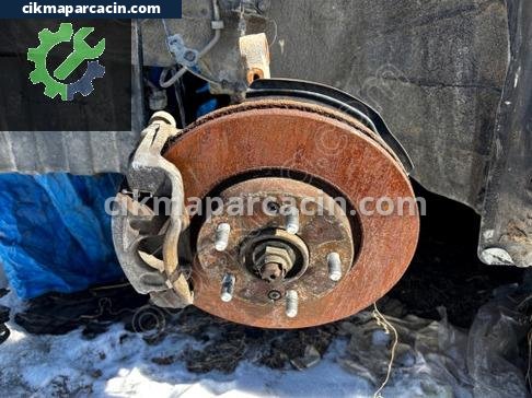 Hyundai ix20 Sağ Ön Taşıyıcı çıkma parça