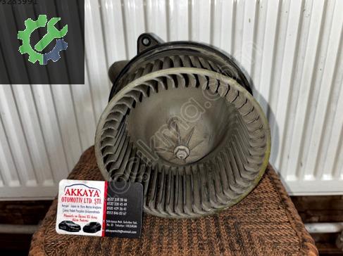 Mazda 323 Kalorifer Motoru çıkma parça