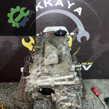 Nissan Navara Silindir Kapağı çıkma parça