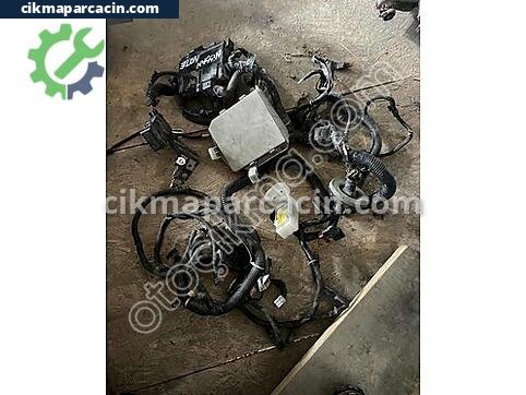 Nissan Note Motor Tesisatı çıkma parça