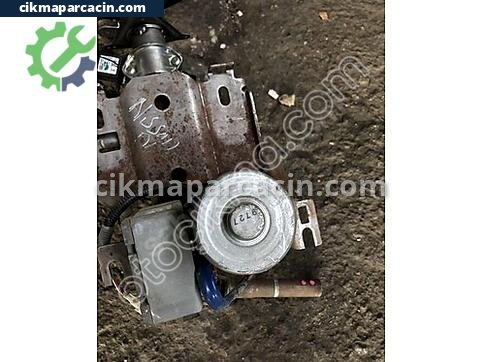 Nissan Note Direksiyon Pompası çıkma parça