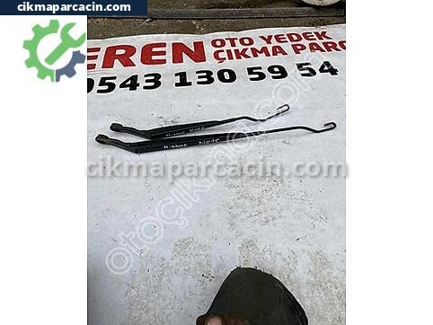 Nissan Note Silecek Kolu çıkma parça