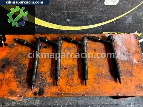 Opel Astra Enjektör çıkma parça