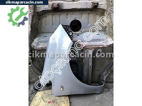 Opel Corsa Sağ Ön Çamurluk çıkma parça