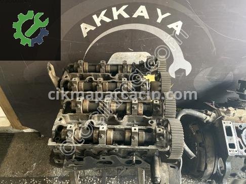 Opel Vectra Silindir Kapağı çıkma parça