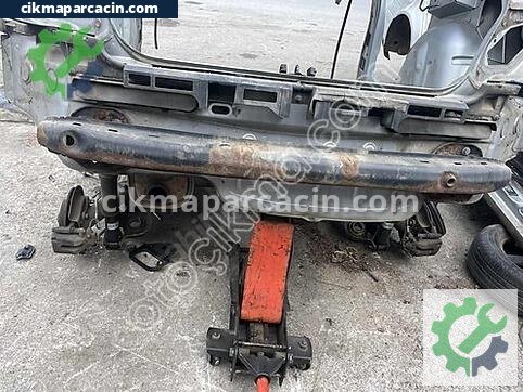 Peugeot 307 Arka Tampon Demiri çıkma parça