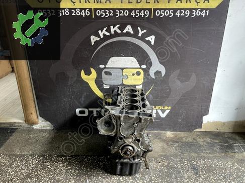Peugeot 207 Yarım Motor çıkma parça
